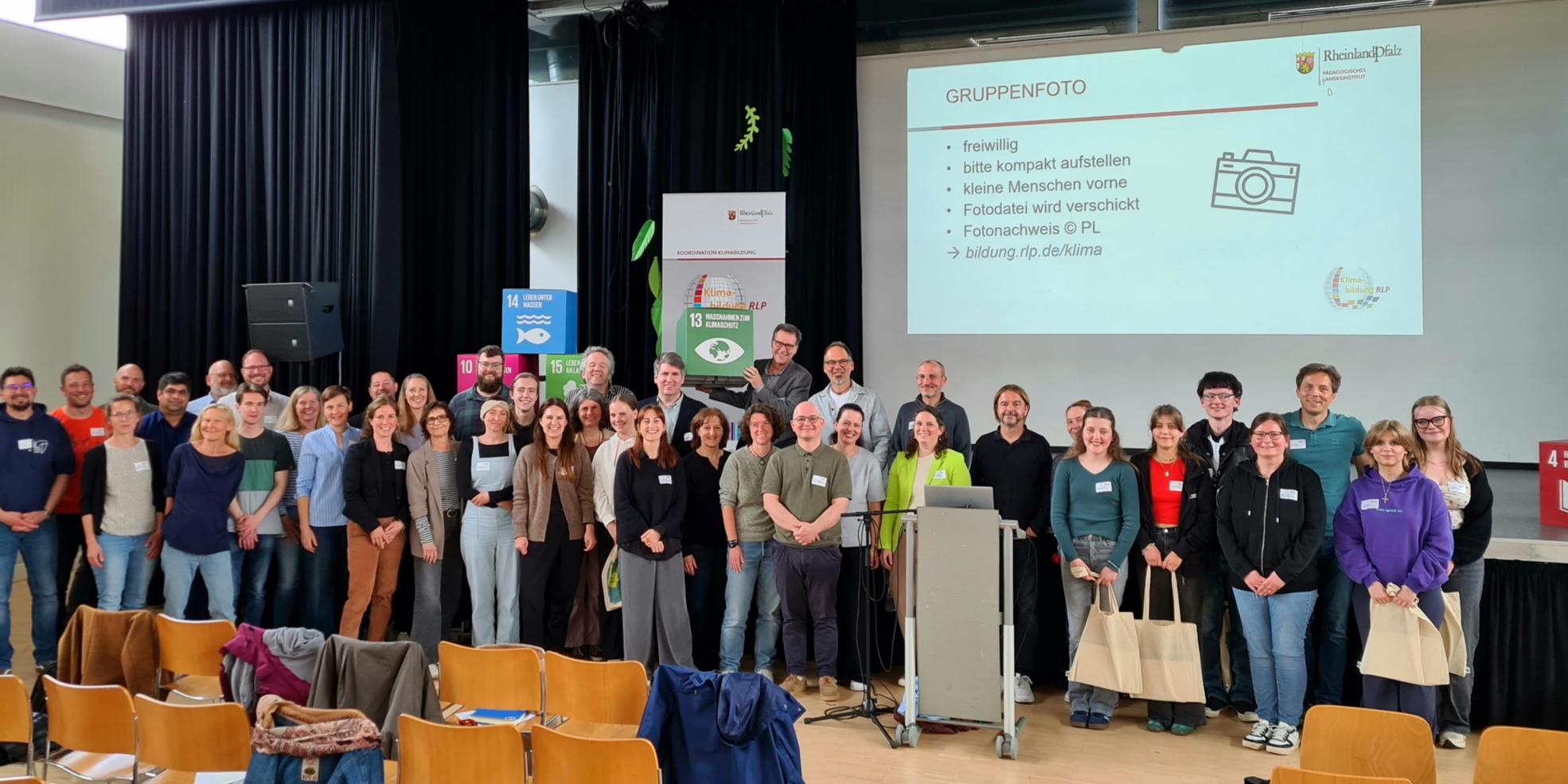Runder Tisch Klimabildung zu Gast an der ADS (c) Pädagogisches Landesinstitut Runder Tisch Klimabildung zu Gast an der ADS