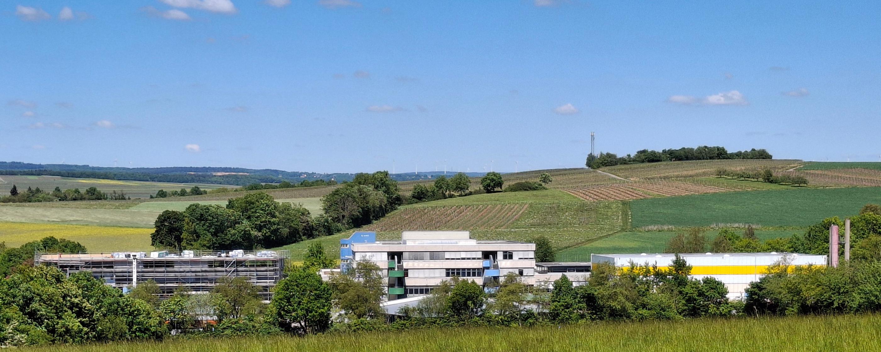 Schulansicht von Süden