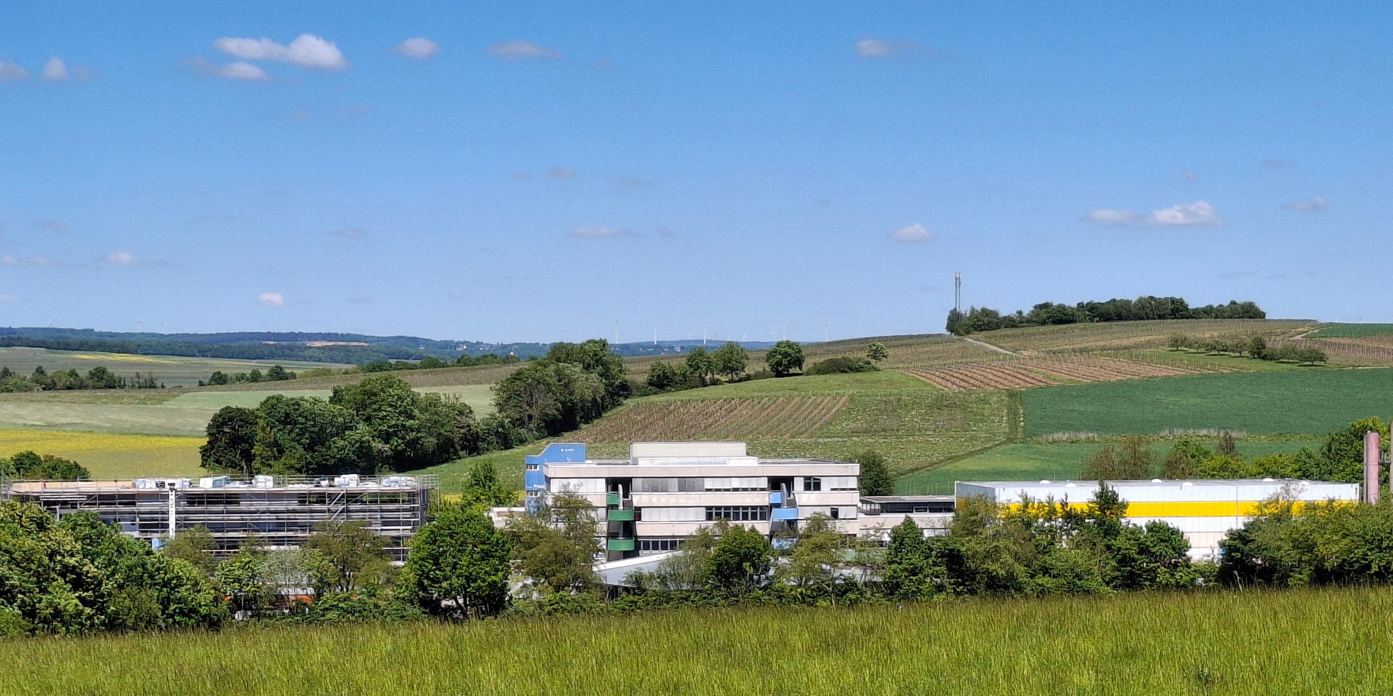 Schulansicht von Süden