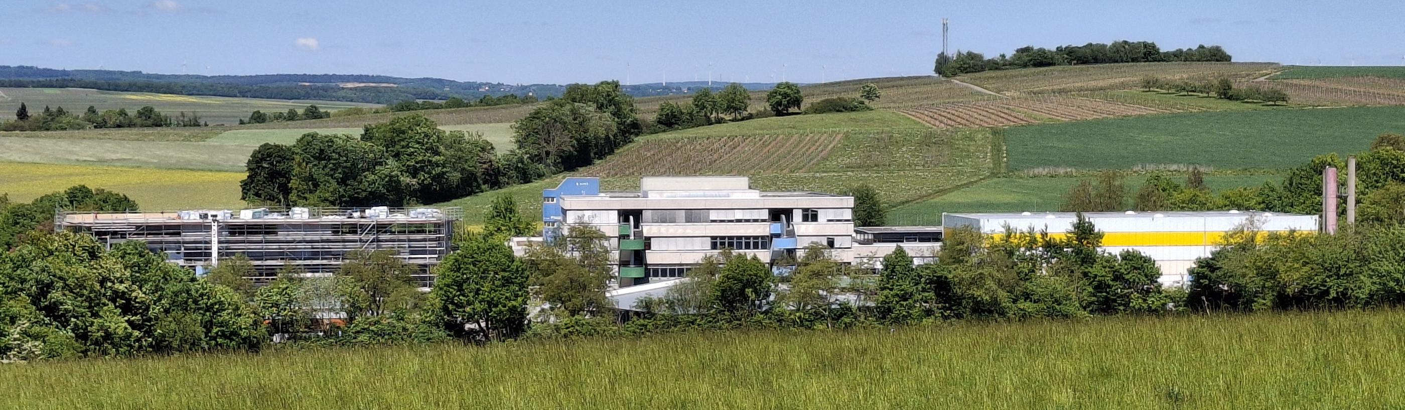Schulansicht von Süden